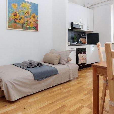 Welcome To • Lotus Home • เวโรนา ภายนอก รูปภาพ